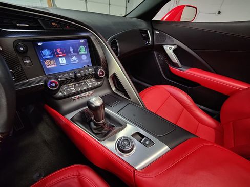 Used 2014 Chevrolet Corvette Stingray Convertible w/ 2LT Preferred Equipment Group image 34