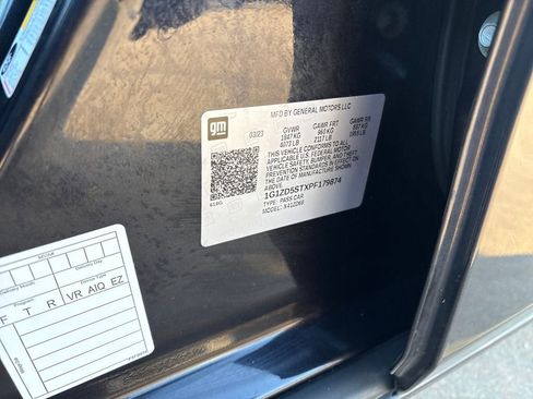 Used 2023 Chevrolet Malibu LT FWD image 22