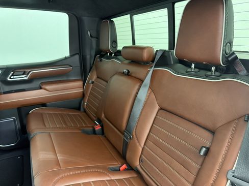 Used 2023 GMC Sierra 1500 Denali Ultimate AWD/4WD image 23