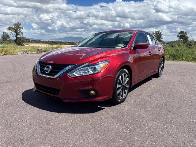 Used 2016 Nissan Altima 2.5 SV FWD image 1