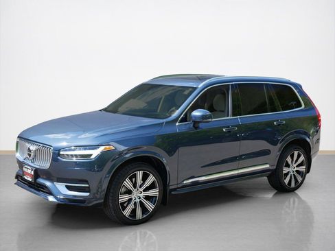 Used 2022 Volvo XC90 T8 Inscription w/ Advanced Package AWD/4WD image 7