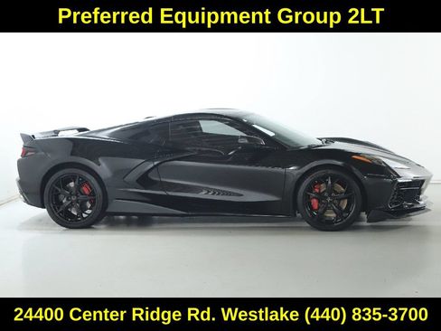 Used 2021 Chevrolet Corvette Stingray Preferred Cpe w/ Z51 Performance Package RWD image 11