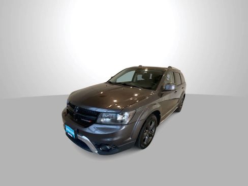 Used 2018 Dodge Journey Crossroad image 3