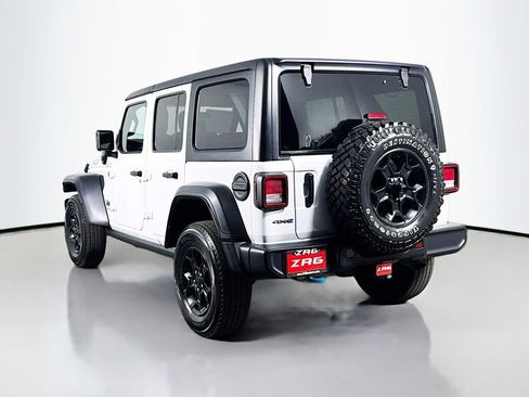 Used 2023 Jeep Wrangler Unlimited AWD/4WD image 3
