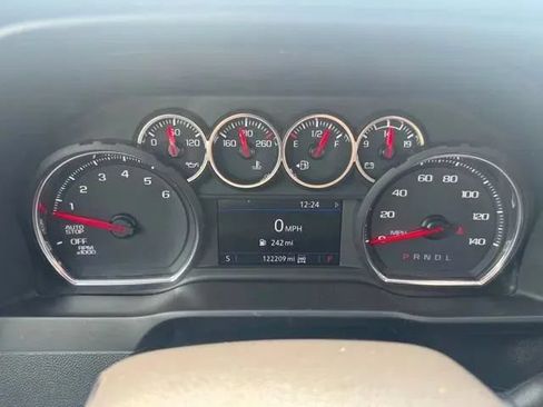 Used 2020 Chevrolet Silverado 1500 RST AWD/4WD image 25