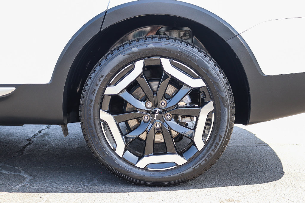 Certified 2024 Kia Telluride S w/ S Sunroof Package FWD image 10