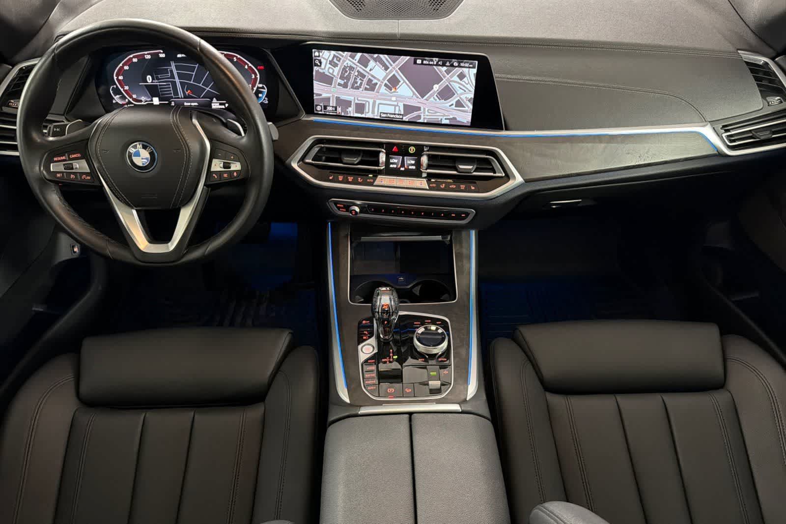 Used 2022 BMW X5 xDrive45e w/ Executive Package AWD/4WD image 3