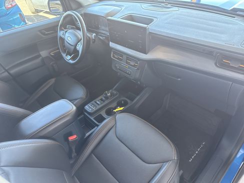 Used 2025 Ford Maverick Tremor image 13