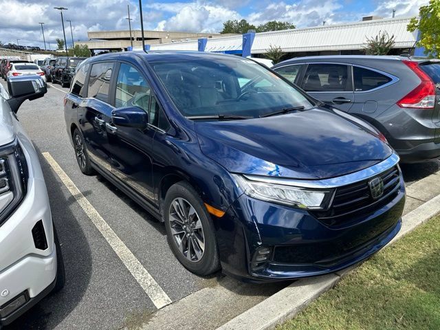 Used 2024 Honda Odyssey EX-L image 2