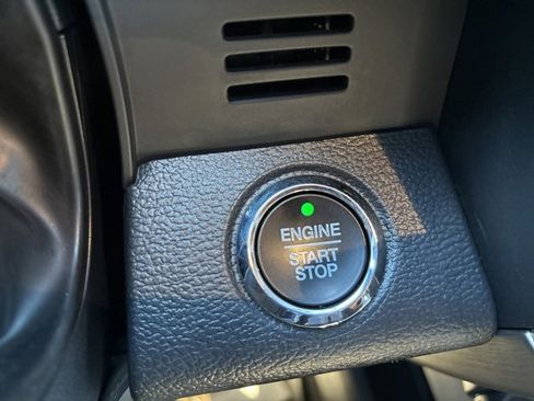 Used 2022 Ford F250 Platinum image 25