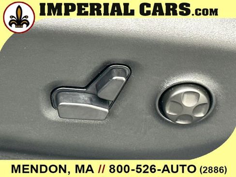 New 2026 Chrysler Pacifica Select FWD image 33