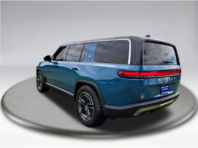 Used 2025 Rivian R1S Adventure Dual AWD/4WD image 16