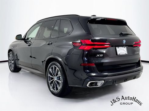 Used 2024 BMW X5 xDrive50e w/ M Sport Package AWD/4WD image 5