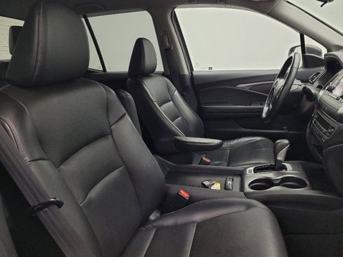 Used 2017 Honda Ridgeline RTL image 21