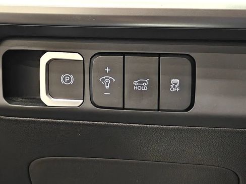 Used 2025 Hyundai Santa Fe SEL FWD image 55