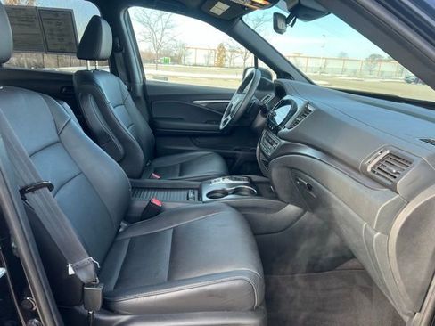 Certified 2023 Honda Passport EX-L image 30