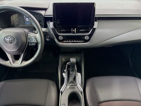 Used 2024 Toyota Corolla SE image 14