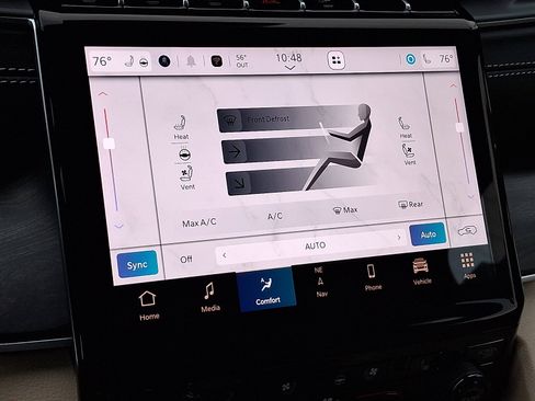 Certified 2025 Jeep Grand Cherokee Limited w/ Luxury Tech Group II AWD/4WD image 17