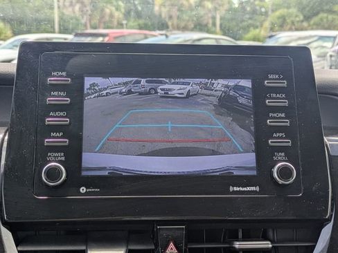 Used 2024 Toyota Camry SE image 19