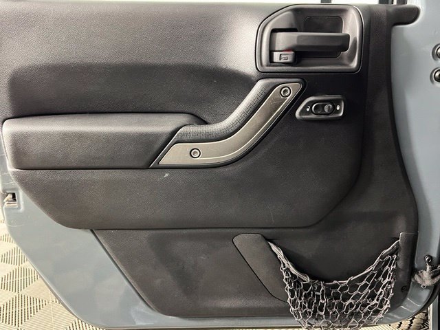 Used 2014 Jeep Wrangler Unlimited Sport w/ Quick Order Package 24S AWD/4WD image 19