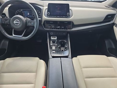 Certified 2023 Nissan Rogue SV w/ SV Premium Package FWD image 15