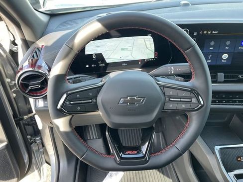 New 2026 Chevrolet Equinox RS w/ Convenience Package III AWD/4WD image 14