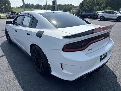 Used 2022 Dodge Charger Scat Pack w/ Daytona Edition Group RWD image 4