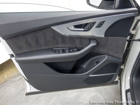 Used 2020 Audi SQ8 Premium Plus w/ Driver Assistance Package image 26