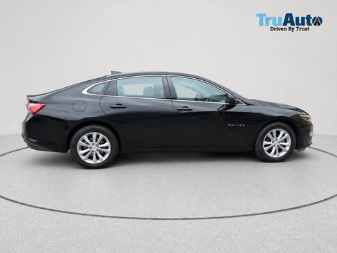 Used 2020 Chevrolet Malibu LT FWD image 3