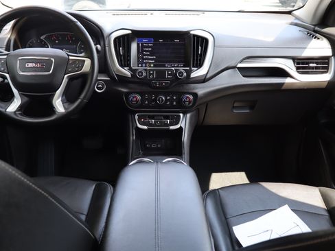 Used 2024 GMC Terrain SLT AWD/4WD image 22