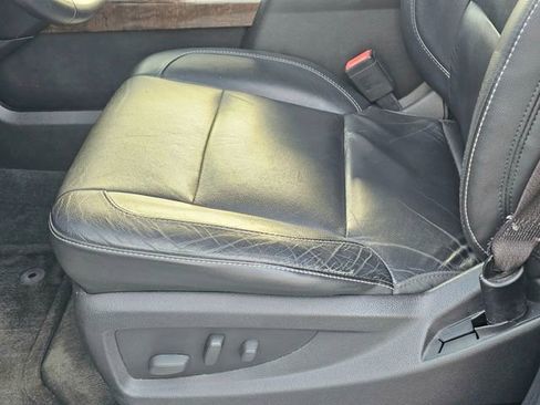 Used 2015 Chevrolet Tahoe LT AWD/4WD image 22