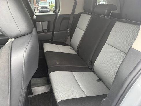 Used 2013 Toyota FJ Cruiser 4WD image 11