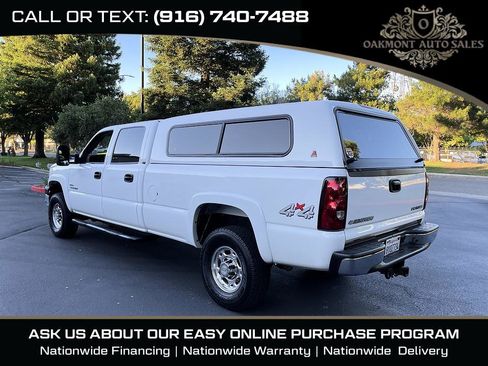 Used 2005 Chevrolet Silverado 2500 LT w/ Heavy-Duty Power Package AWD/4WD image 4