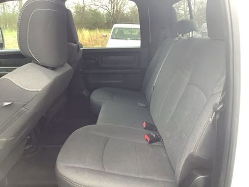 Used 2024 RAM 3500 Tradesman w/ Chrome Appearance Group image 36