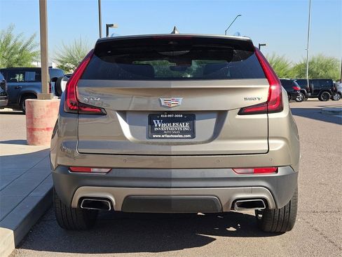 Used 2020 Cadillac XT4 Premium Luxury image 5