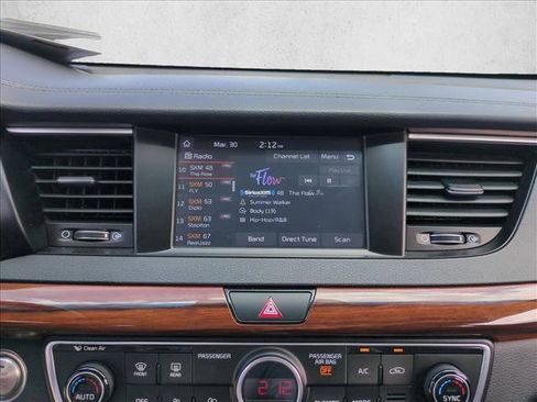 Used 2019 Kia Cadenza Premium w/ Paint Protection Package FWD image 14