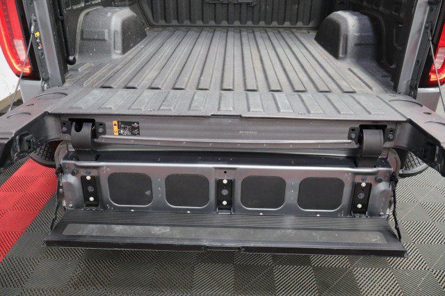 Used 2021 GMC Sierra 1500 AT4 w/ AT4 Premium Package AWD/4WD image 36