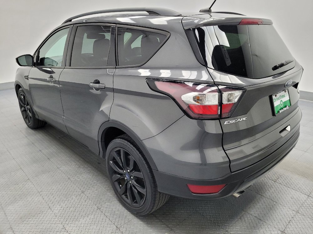 Used 2017 Ford Escape Titanium FWD image 3