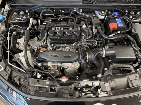 Used 2022 Honda Civic Touring image 14