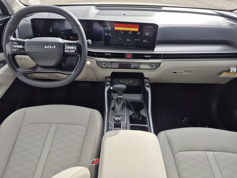New 2026 Kia Sorento S image 13