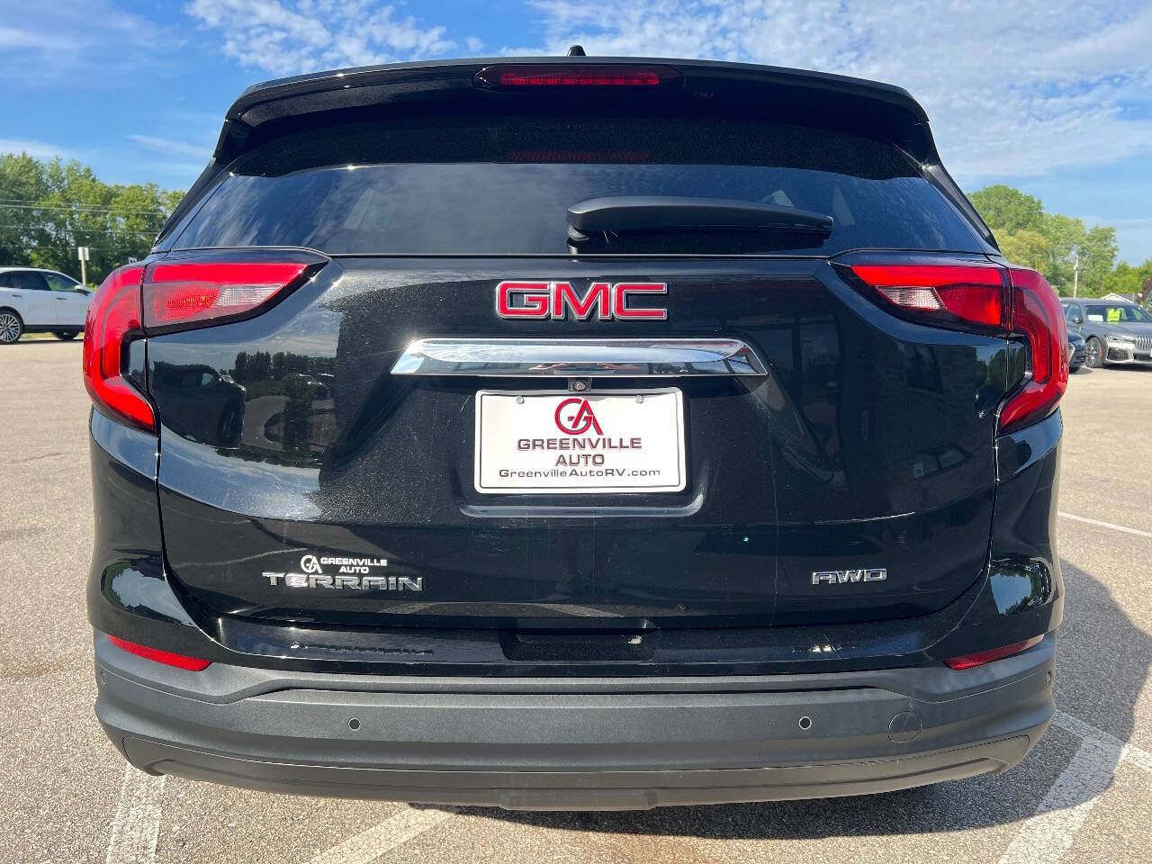 Used 2020 GMC Terrain SLE w/ Driver Convenience Package AWD/4WD image 5