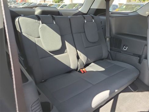 Used 2025 Ford Explorer Active image 21