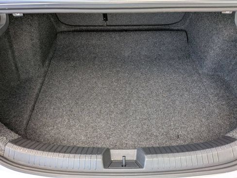 Used 2025 Volkswagen Jetta Sport FWD image 7