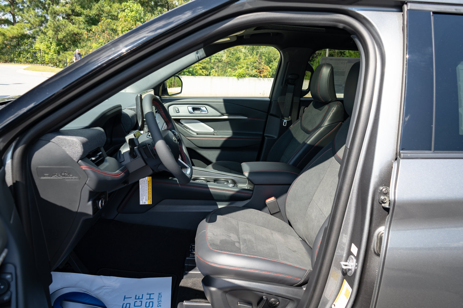 New 2027 Ford Explorer ST w/ Sun And Sound Package AWD/4WD image 27