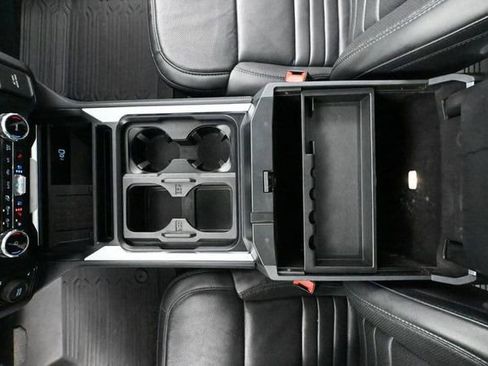 Used 2025 Ford F250 Platinum w/ FX4 Off-Road Package image 39