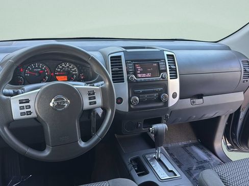 Used 2017 Nissan Frontier SV RWD image 16