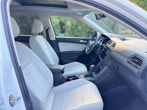Used 2021 Volkswagen Tiguan S FWD image 28