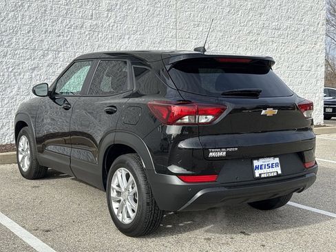 Used 2025 Chevrolet TrailBlazer LS w/ LS Convenience Package image 11