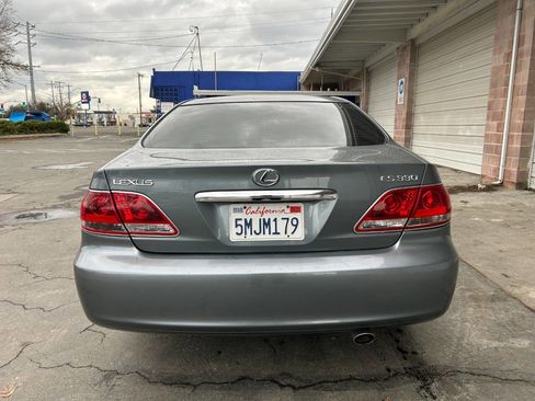 Used 2005 Lexus ES 330 image 4