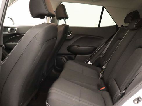 Used 2026 Hyundai Venue SEL FWD image 16